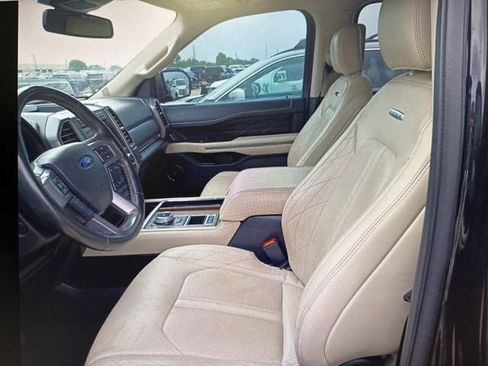 Used 2019 Ford Expedition Platinum RWD image 8