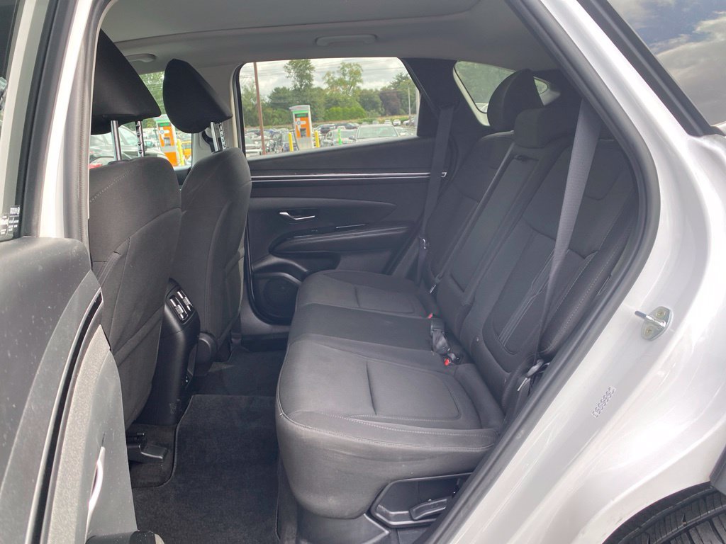Used 2022 Hyundai Tucson SEL w/ Cargo Package AWD/4WD image 11