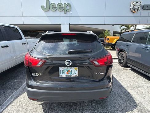 Used 2017 Nissan Rogue Sport SV AWD/4WD image 7