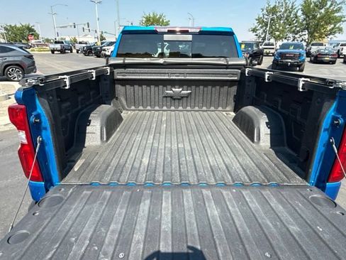 Used 2023 Chevrolet Silverado 1500 RST w/ Rally Edition AWD/4WD image 3
