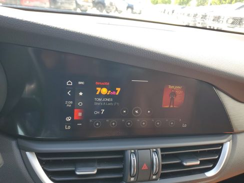 Used 2022 Alfa Romeo Giulia Ti w/ Active Assist Plus Package image 21