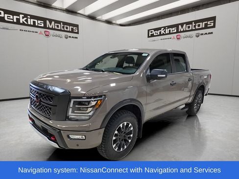 Used 2024 Nissan Titan PRO-4X w/ Pro-4x Convenience Package AWD/4WD image 1