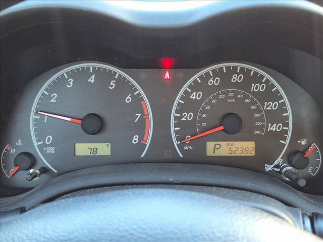 Used 2012 Toyota Corolla LE FWD image 3
