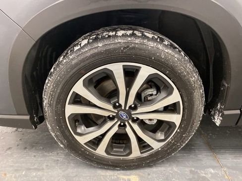 Used 2024 Subaru Forester Limited image 34