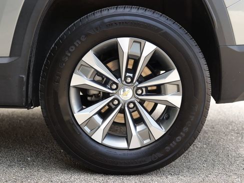 Used 2025 Chevrolet Equinox LT w/ Convenience Package II FWD image 37