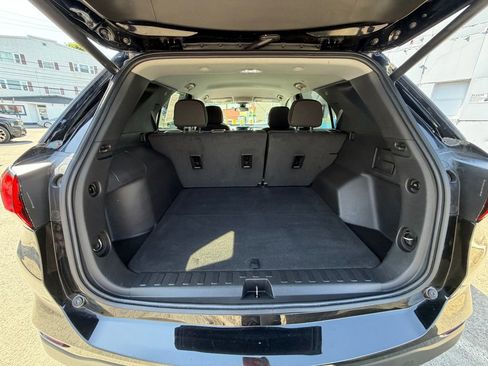 Used 2023 Chevrolet Equinox LT FWD image 11
