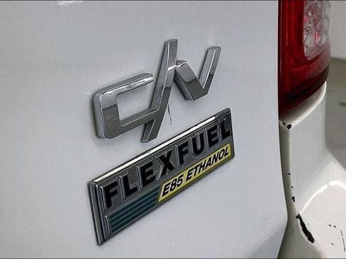 Used 2012 RAM C/V FWD image 9