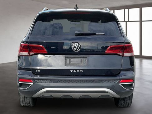 Used 2022 Volkswagen Taos SE FWD image 5