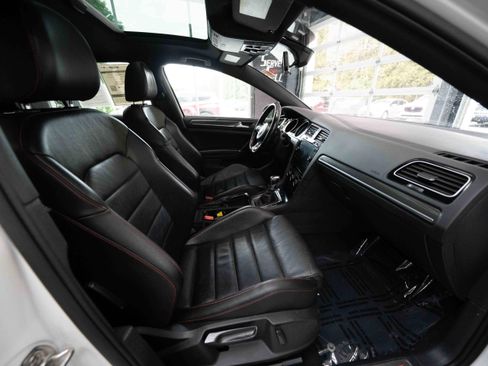 Used 2018 Volkswagen GTI SE w/ SE Leather Package FWD image 27