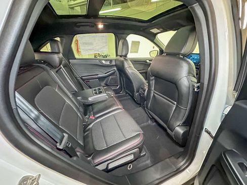 New 2026 Ford Escape ST-Line Select w/ Equipment Group 401A image 4