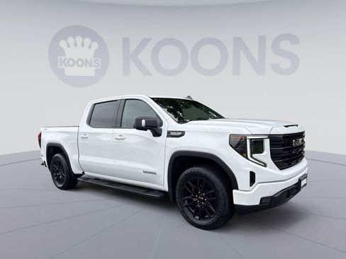 Used 2024 GMC Sierra 1500 Elevation w/ Elevation Premium Package AWD/4WD image 10