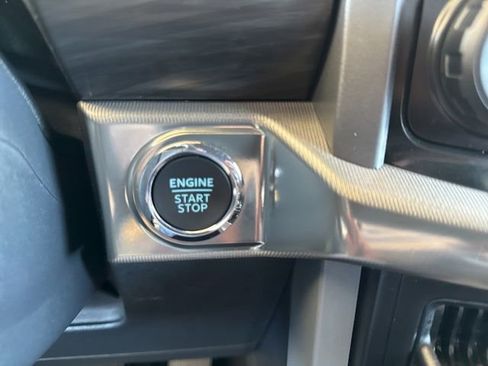Used 2024 Ford F150 Lariat w/ FX4 Off-Road Package AWD/4WD image 20