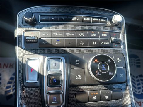 Used 2023 Hyundai Santa Fe SEL image 22