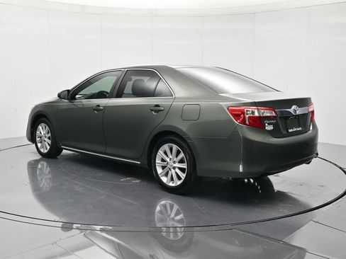 Used 2013 Toyota Camry XLE FWD image 7