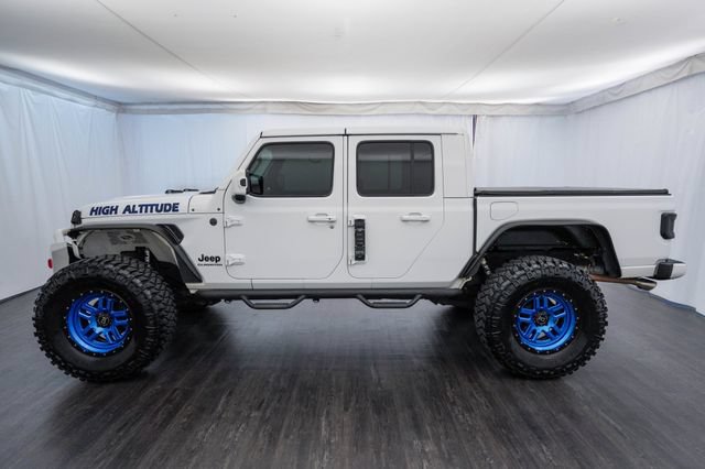 Used 2021 Jeep Gladiator Overland AWD/4WD image 7