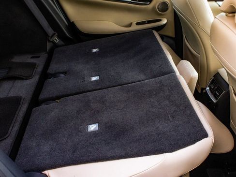 Used 2022 INFINITI QX50 Sensory image 38