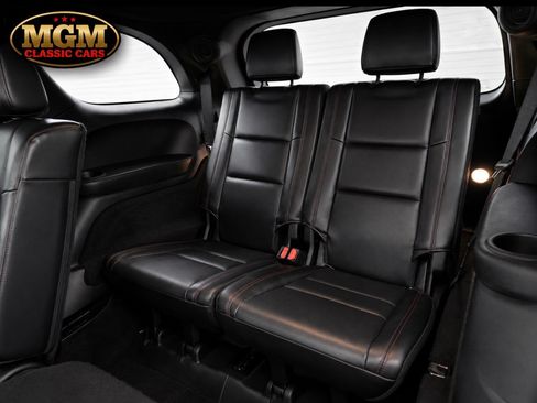 Used 2023 Dodge Durango R/T w/ Blacktop Package AWD/4WD image 4