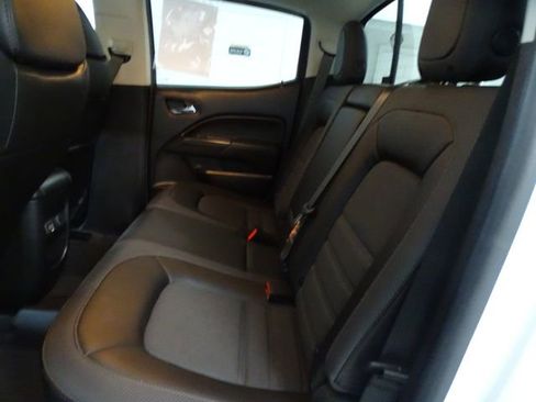 Used 2021 GMC Canyon AT4 w/ Driver Alert Package AWD/4WD image 4