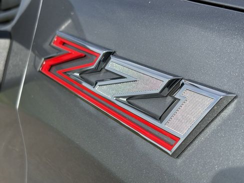 Used 2023 Chevrolet Silverado 1500 RST w/ Z71 Off-Road Package image 11