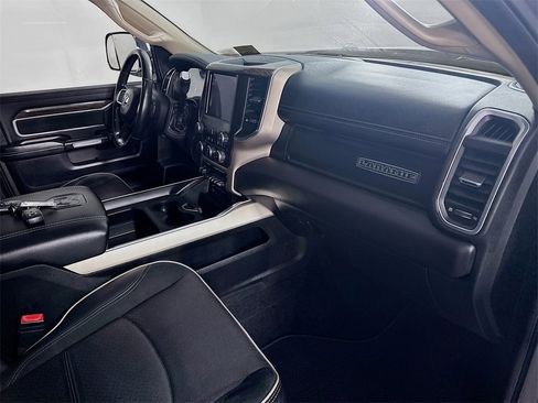 Used 2019 RAM 3500 Laramie image 31