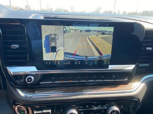 Used 2023 GMC Sierra 1500 Elevation w/ Elevation Premium Package image 15