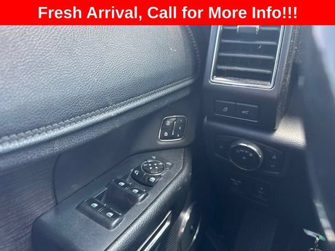 Used 2018 Ford Expedition Max Limited w/ Equipment Group 302A AWD/4WD image 19