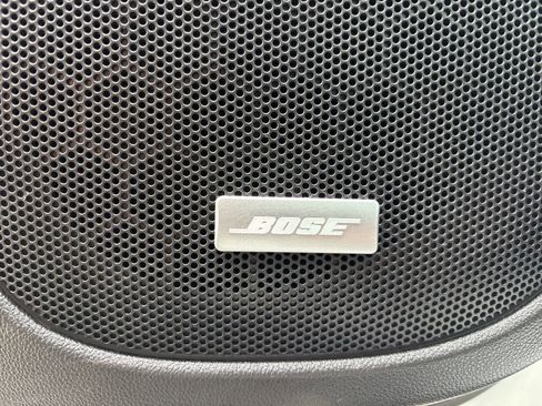 Used 2017 GMC Acadia SLT AWD/4WD image 15