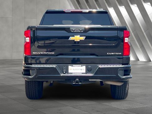 Used 2022 Chevrolet Silverado 1500 Custom RWD image 5