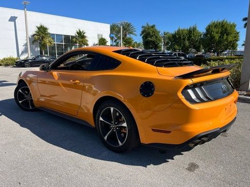 Used 2019 Ford Mustang GT image 3