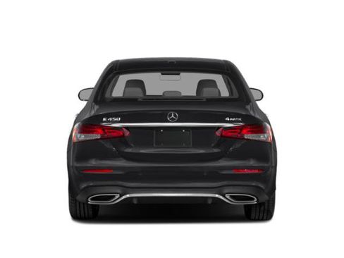 Used 2022 Mercedes-Benz E 450 4MATIC Sedan image 5