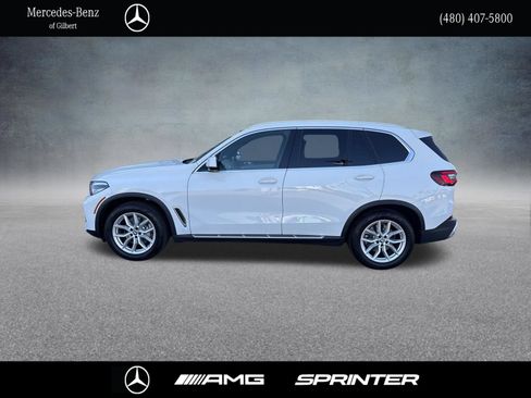 Used 2022 BMW X5 xDrive40i w/ Luxury Seating Package AWD/4WD image 2