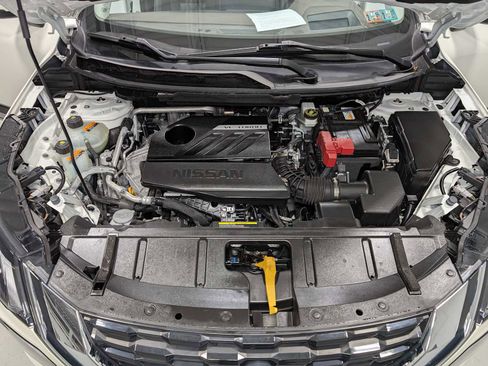 Used 2023 Nissan Rogue Platinum w/ Platinum Premium Package image 14