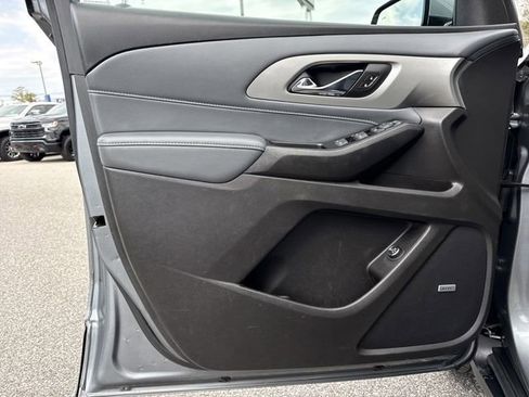 Used 2019 Chevrolet Traverse LT w/ LT Premium Package image 41