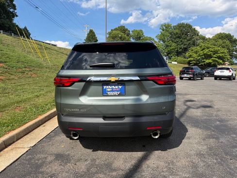 Used 2023 Chevrolet Traverse LT AWD/4WD image 6
