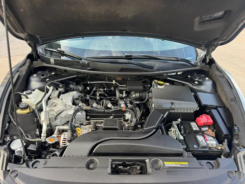 Used 2018 Nissan Altima 2.5 SR w/ SR Midnight Edition FWD image 34