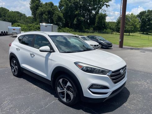 Used 2016 Hyundai Tucson Limited FWD image 8