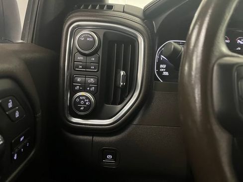 Used 2020 GMC Sierra 1500 SLT w/ X31 Off-Road Package AWD/4WD image 33