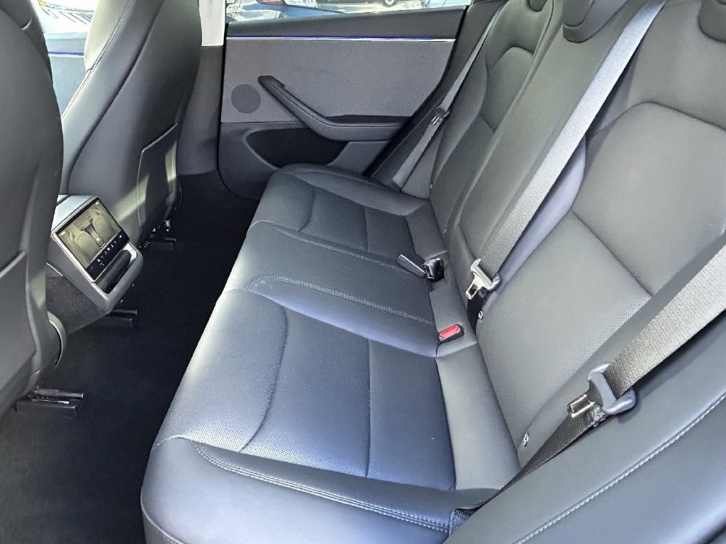 Used 2025 Tesla Model 3 Long Range RWD image 13