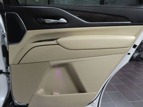 Certified 2024 Cadillac Escalade Premium Luxury w/ Performance Package AWD/4WD image 40