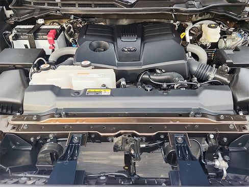 Used 2023 Toyota Tundra 1794 Edition image 28