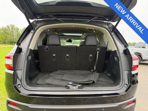 Used 2025 Honda Pilot Elite image 24