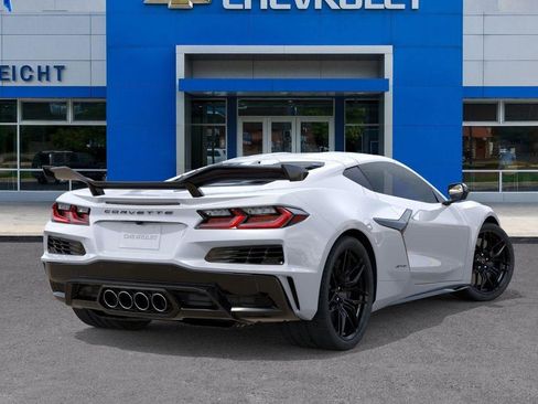 New 2026 Chevrolet Corvette Z06 w/ Z07 Performance Package RWD image 4