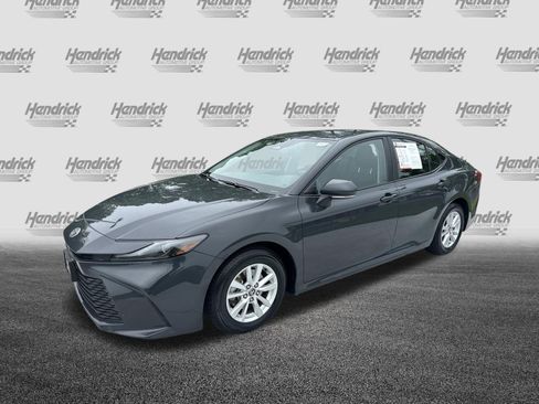 Certified 2025 Toyota Camry LE FWD image 5