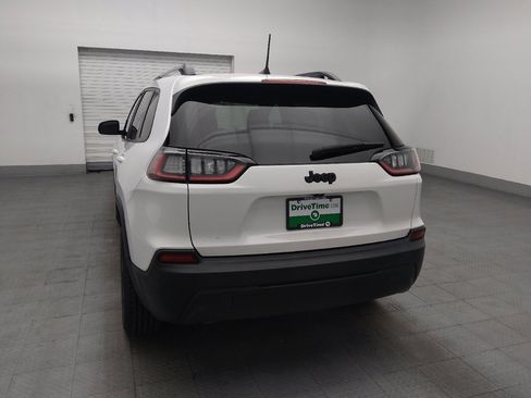 Used 2021 Jeep Cherokee Latitude FWD image 6