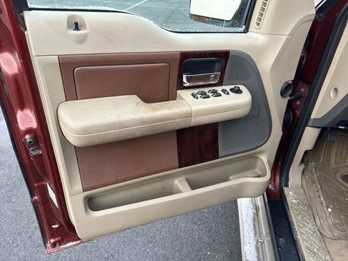 Used 2005 Ford F150 XLT image 20