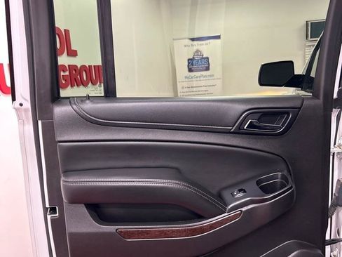 Used 2016 GMC Yukon XL SLT RWD image 18