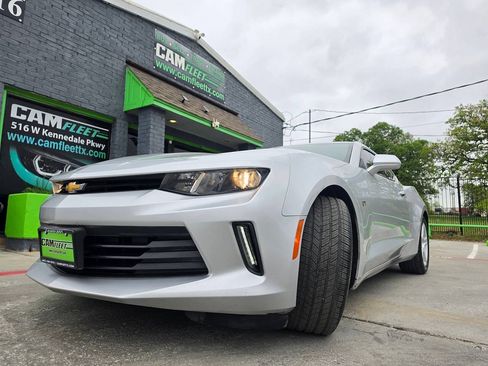 Used 2016 Chevrolet Camaro LT RWD image 57