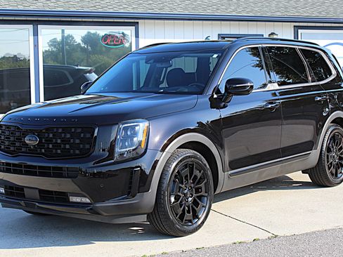 Used 2021 Kia Telluride SX w/ SX Prestige Package AWD/4WD image 1
