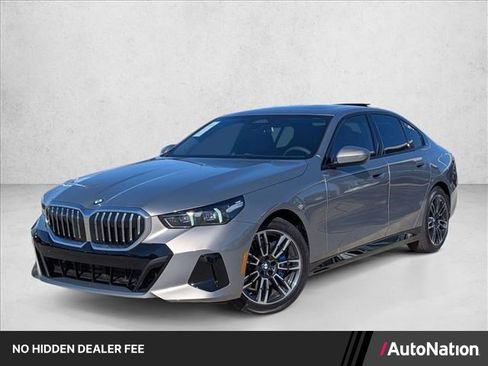 Used 2026 BMW 530i xDrive w/ M Sport Package AWD/4WD image 1