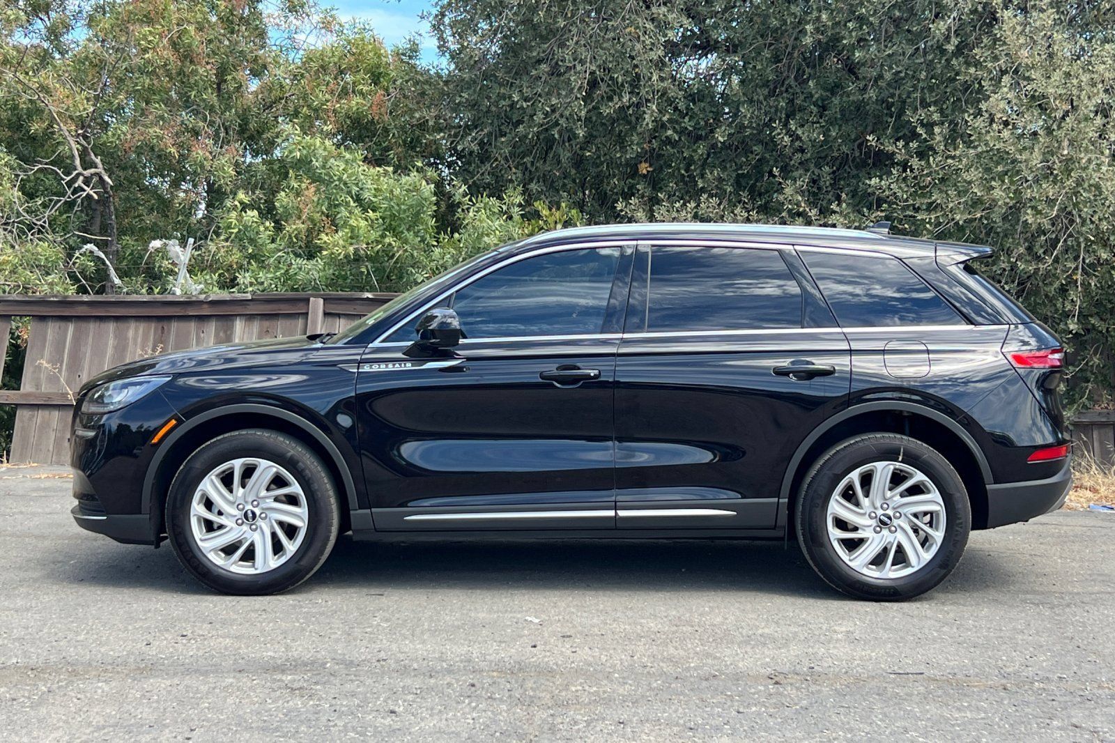 Used 2022 Lincoln Corsair FWD image 7